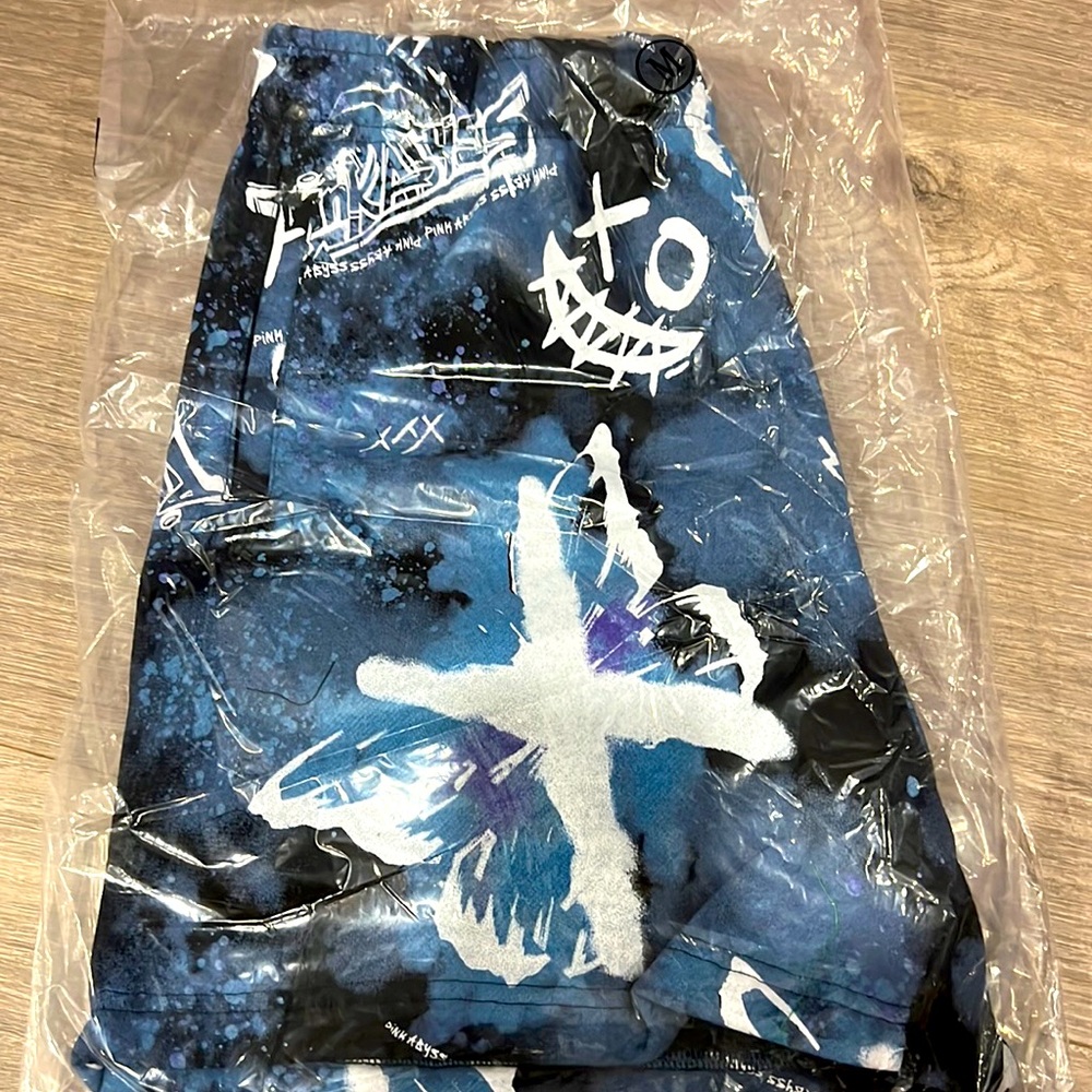 Pink abyss shorts